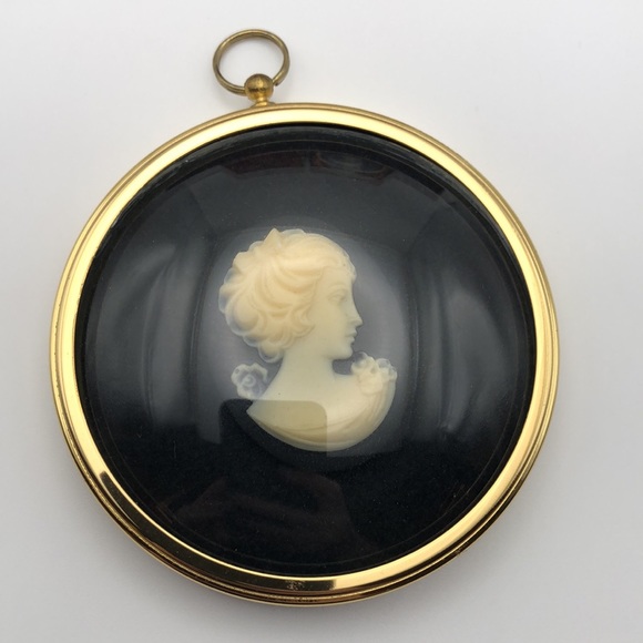 Vintage Peter Bates Framed Cameos Nymphs & Lady in Cameo - Picture 3 of 6